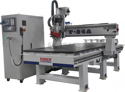 迷你字雕刻機與木工加工中心 現(xiàn)代建筑機械的精細化革新